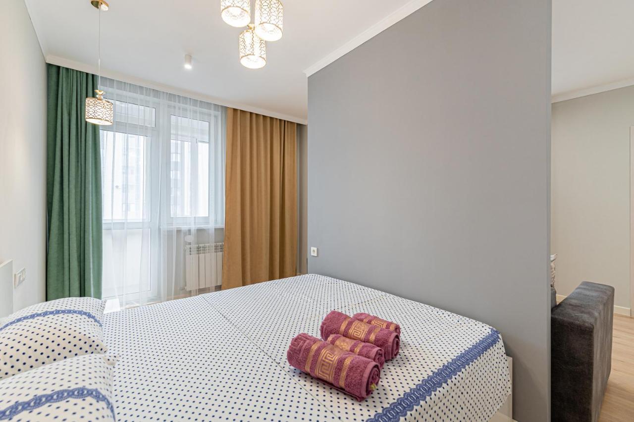 Apartment золотой квадрат астаны